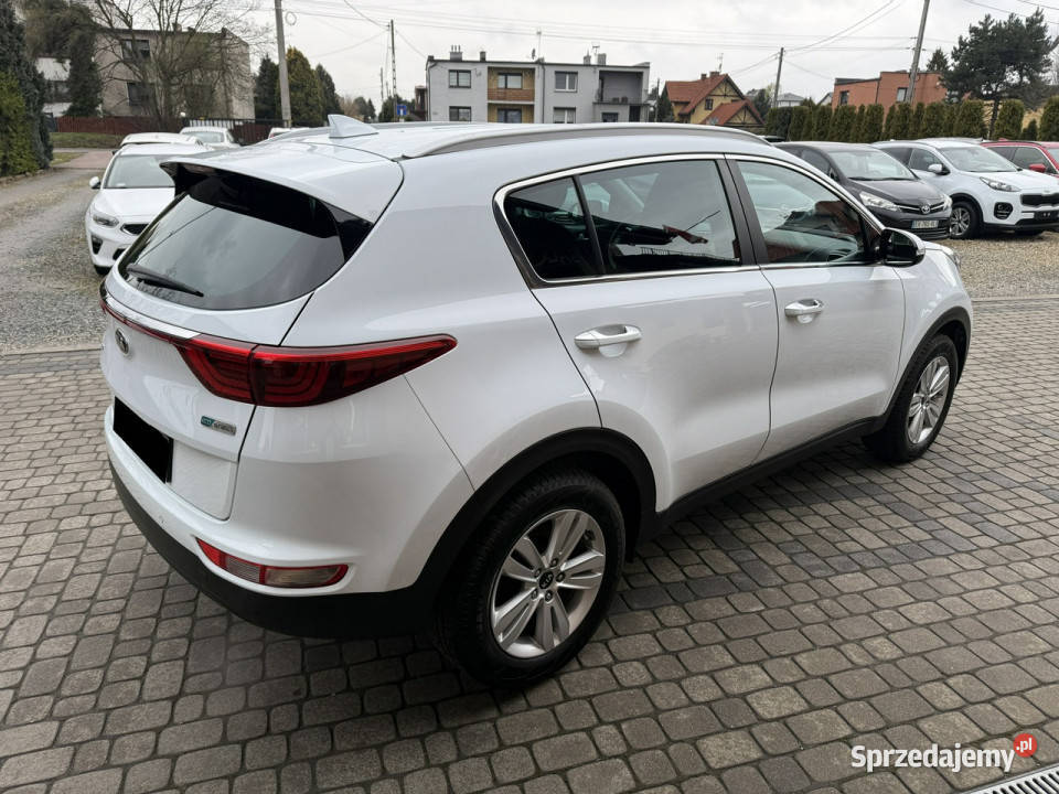 Kia Sportage 16 GDI 132 Klima Navi Kamera IV Orzech sprzedam
