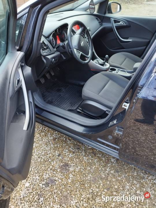 Sprzedam Astrę j 2011 r 14turbo Siemianowice Śląskie sprzedam