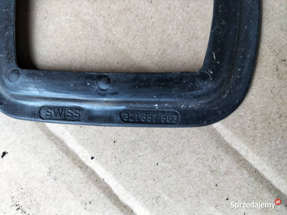 VW GOLF II 2 JETTA 2 321857563 OSŁONA UCHWYTU Części samochodowe Kamień-Kolonia sprzedam