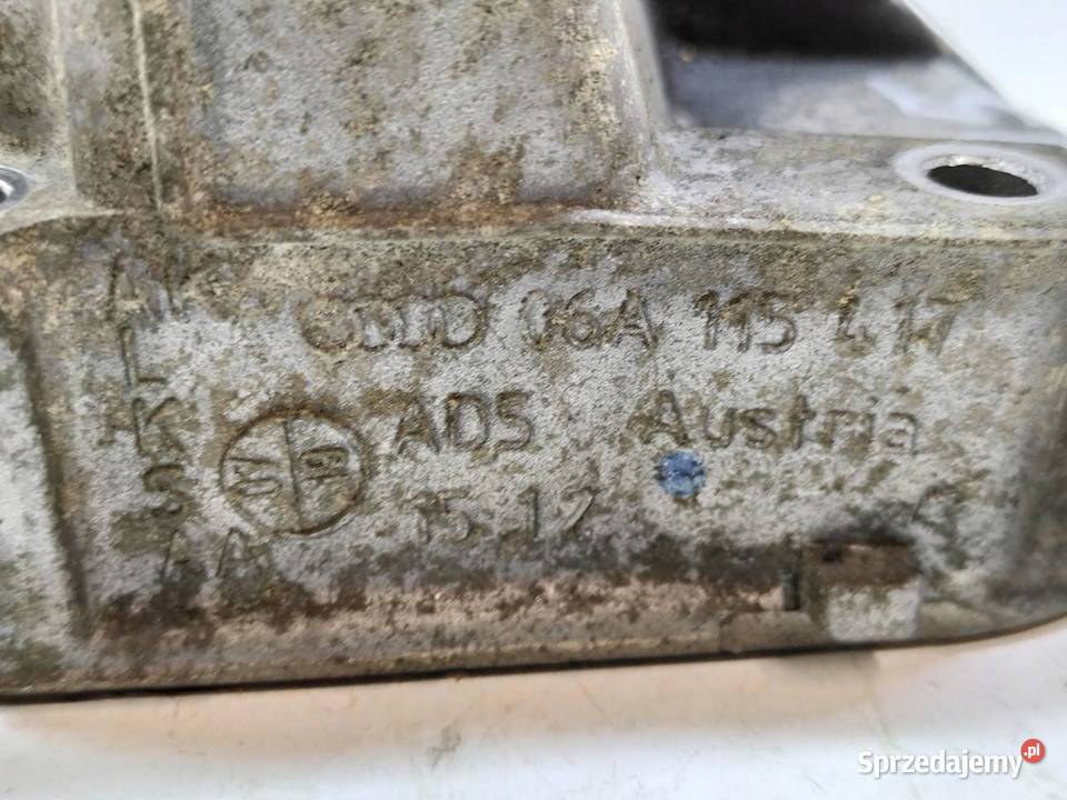 OBUDOWA FILTRA OLEJU 06A115417 18 8V Seat Leon osobowe