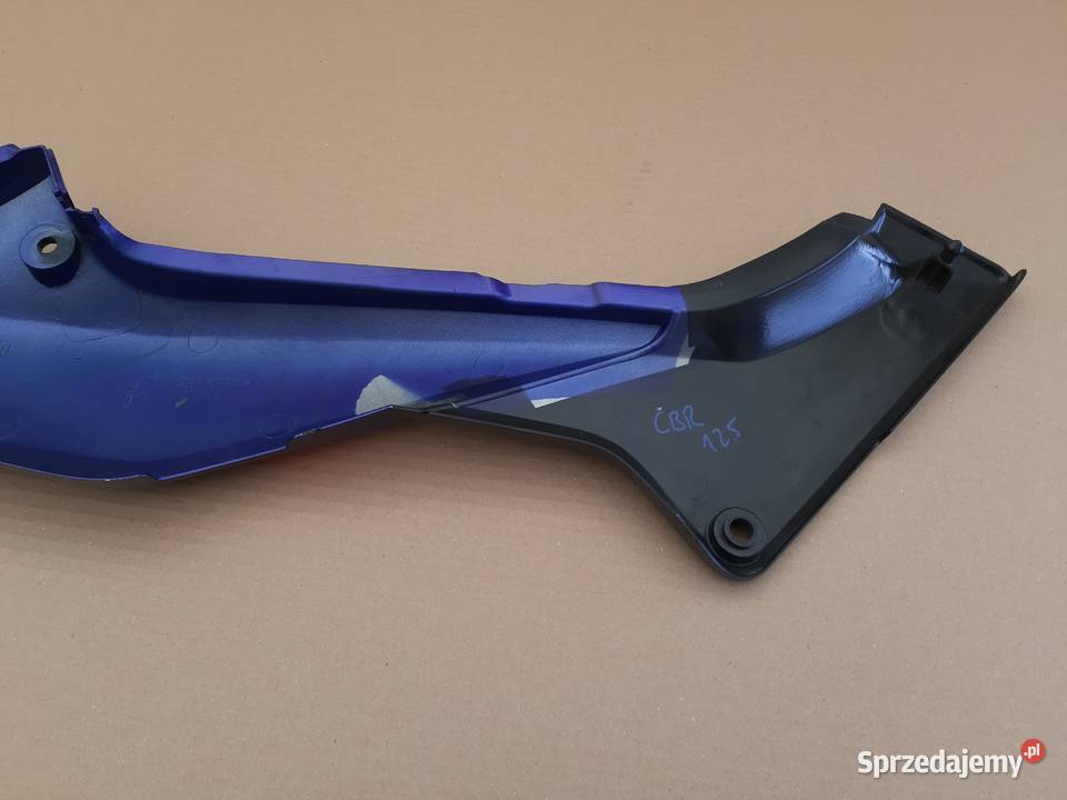 HONDA CBR 125 JC34 ZADUPEK LEWY OSŁONA OGON Bieleń sprzedam