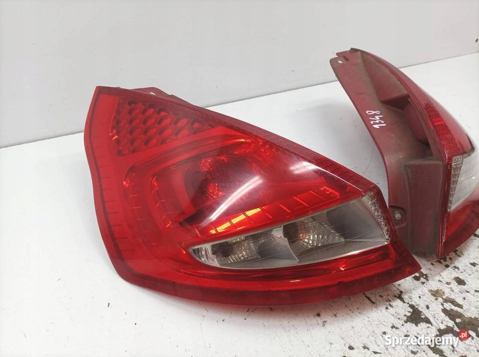 LAMPA TYŁ KOMPLET Ford Fiesta Mk7 20082016 Rok produkcji 2012