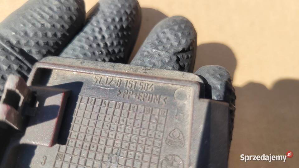 BMW 3 E36 ZAŚLEPKA HAKA HAK ZDERZAKA TYL Ruda Śląska