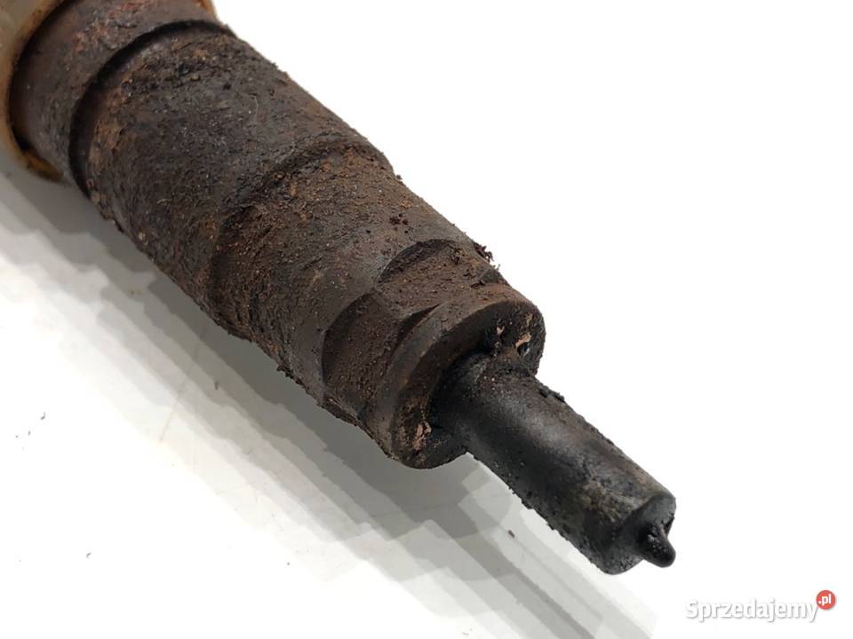 WTRYSKIWACZ PEUGEOT 208 I 0445110566 16 75 Wtryskiwacze