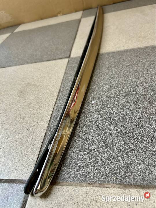 Listwa chrom klapy bagażnika Mercedes W126 osobowe Warszawa