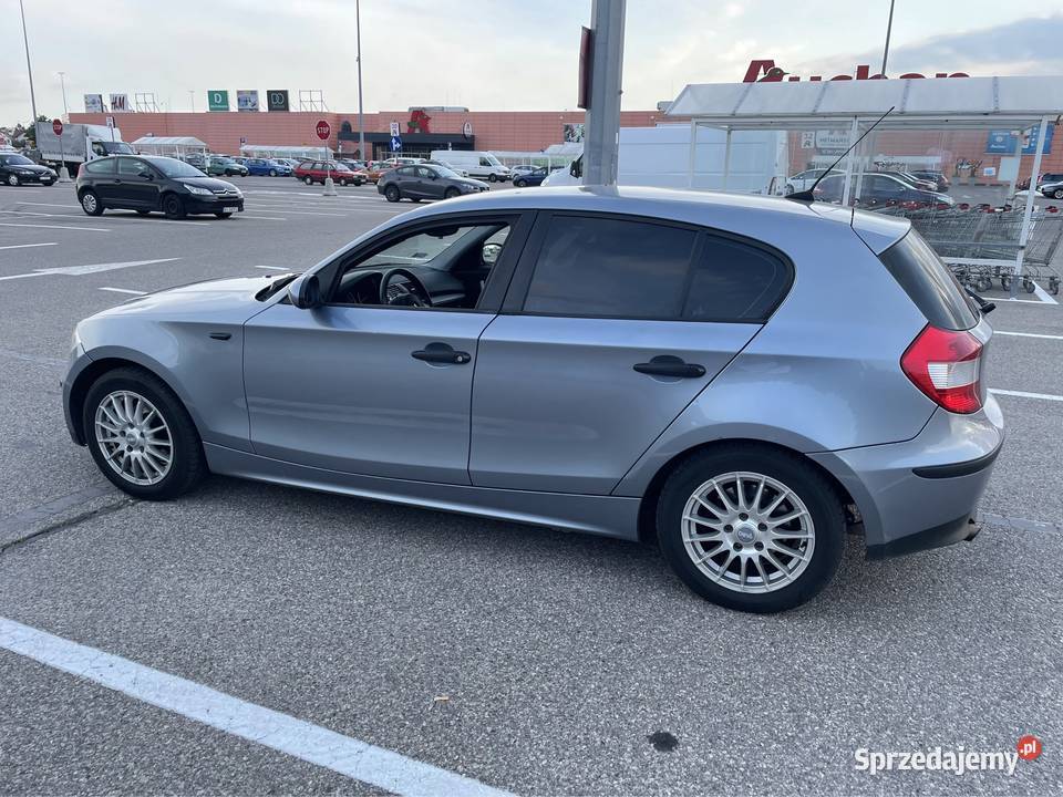 USZKODZONE BMW E87 118i 2006r Białystok