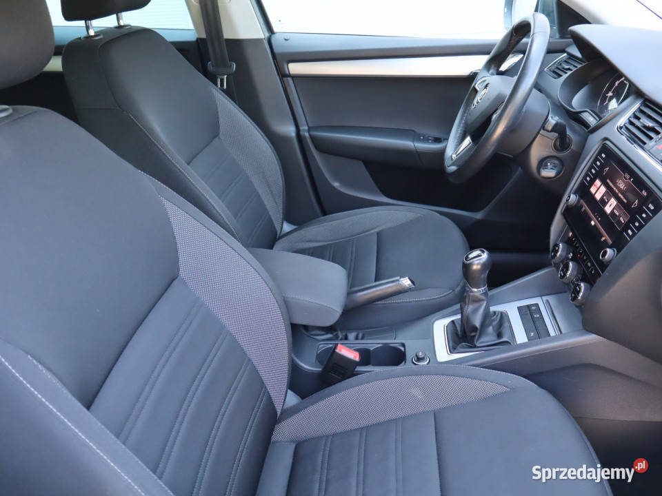 Skoda Octavia 15 TSI ABS sprzedam