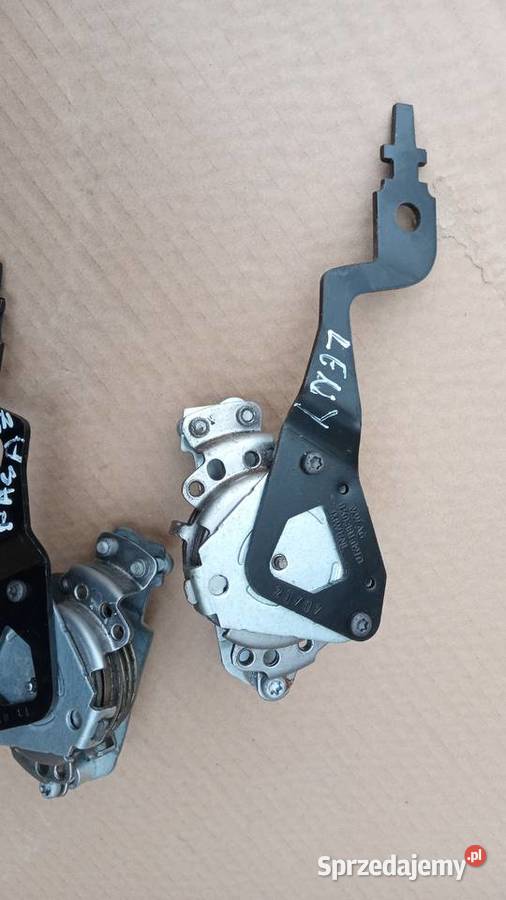 Mechanizm fotela prawy VW Touran Łomazy