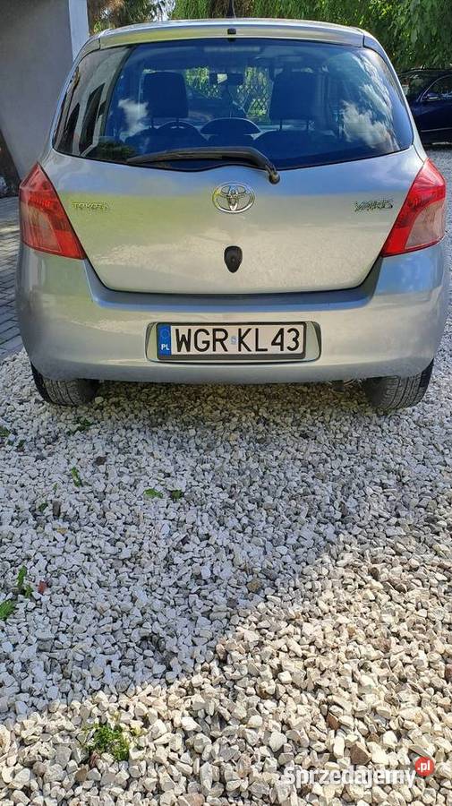 Toyota Yaris 13 benzyna Klimatronik mazowieckie Grodzisk Mazowiecki sprzedam