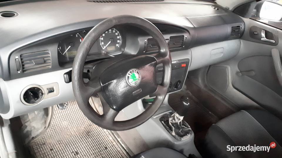 Skoda Octavia 16 silnik 15 czarne blachy ładna nieuszkodzony mazowieckie Celestynów
