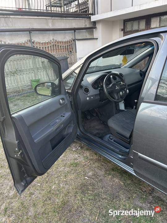 Mitsubishi Colt 13 B 2006r Łowicz