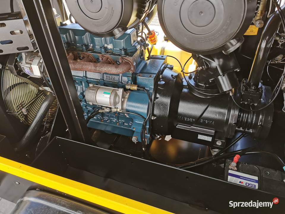 2015r 5700L SALON 1700mth Sprężarka śrubowa Borzęcice