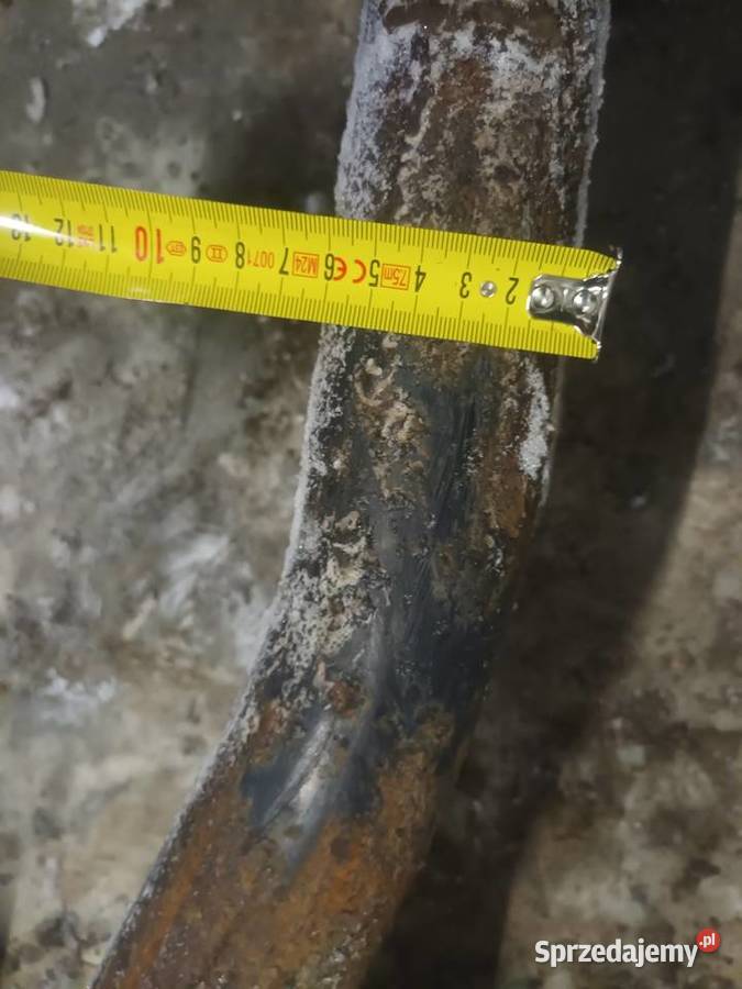 Oś do przyczepki z kołami R13 Przeworsk