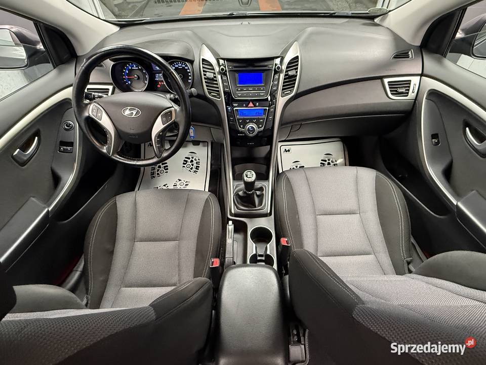 14 Benzyna 130 przebiegu oryginał GWARANCJA 100KM i30 Poznań