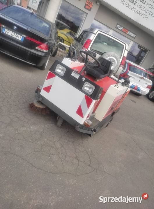 Zamiatarka szorowarka GUTBROD B 1320D Diesel Zbylitowska Góra sprzedam
