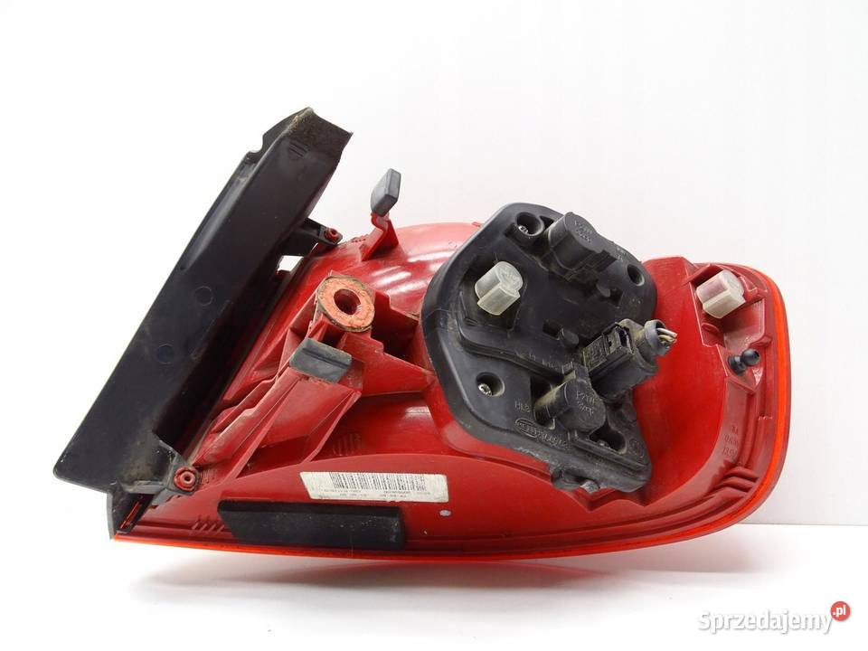LAMPA LEWA LEWY TYŁ TYLNA W BŁOTNIK AUDI A4 B8 Karoseria małopolskie