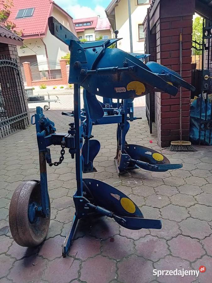 Pług jest całkowicie oryginalny Osprzęt roboczy