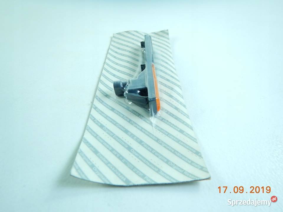 KIERUNKOWSKAZ BŁOTNIKA PRAWY LANCIA Y 9500 ASO Kierunkowskazy