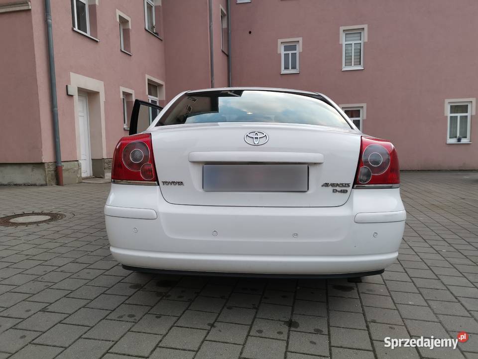 Toyota Avensis T25 20 D4D 126 autoalarm Kielce sprzedam