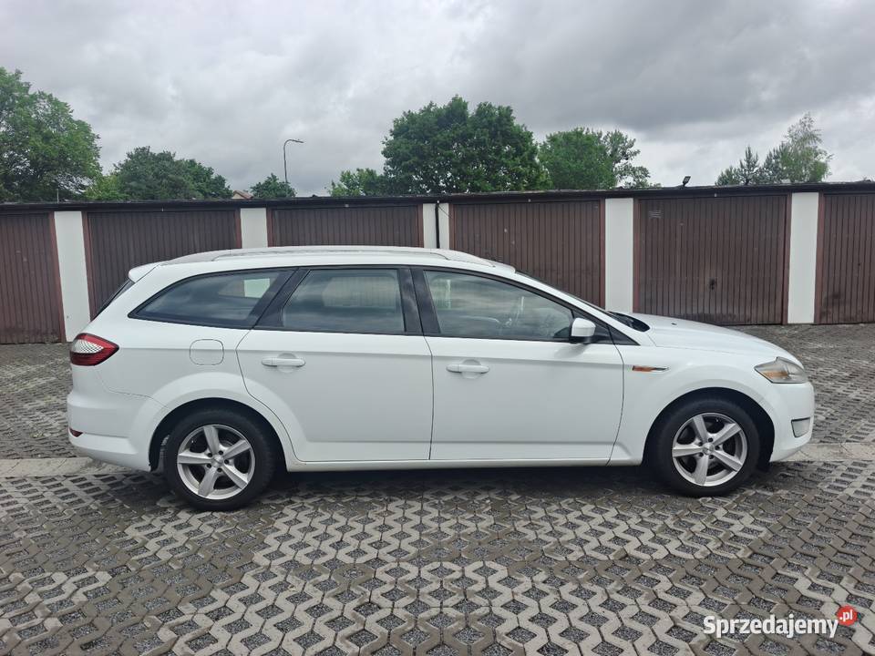 Ford Mondeo MK4 20 TDCi 140 Manual 6biegowy relingi dachowe Mondeo
