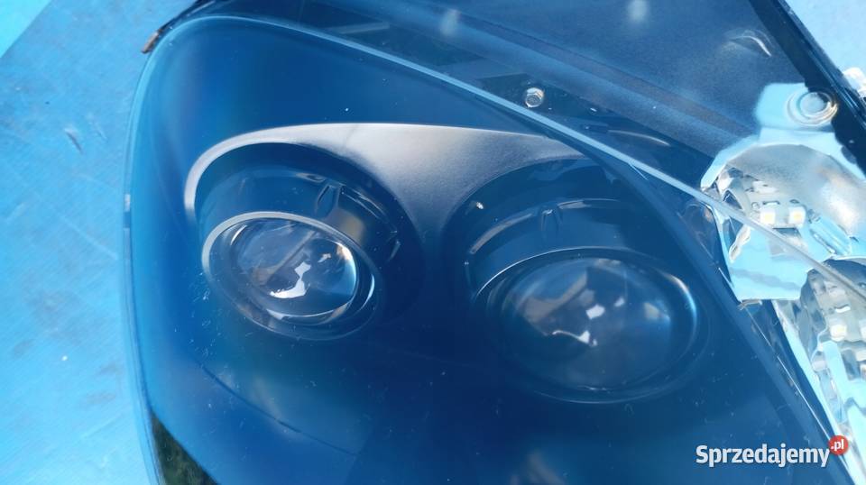 LAMPA PRAWY PRZÓD EU XENON ASTON MARTIN VANTAGE wielkopolskie Nowy Tomyśl