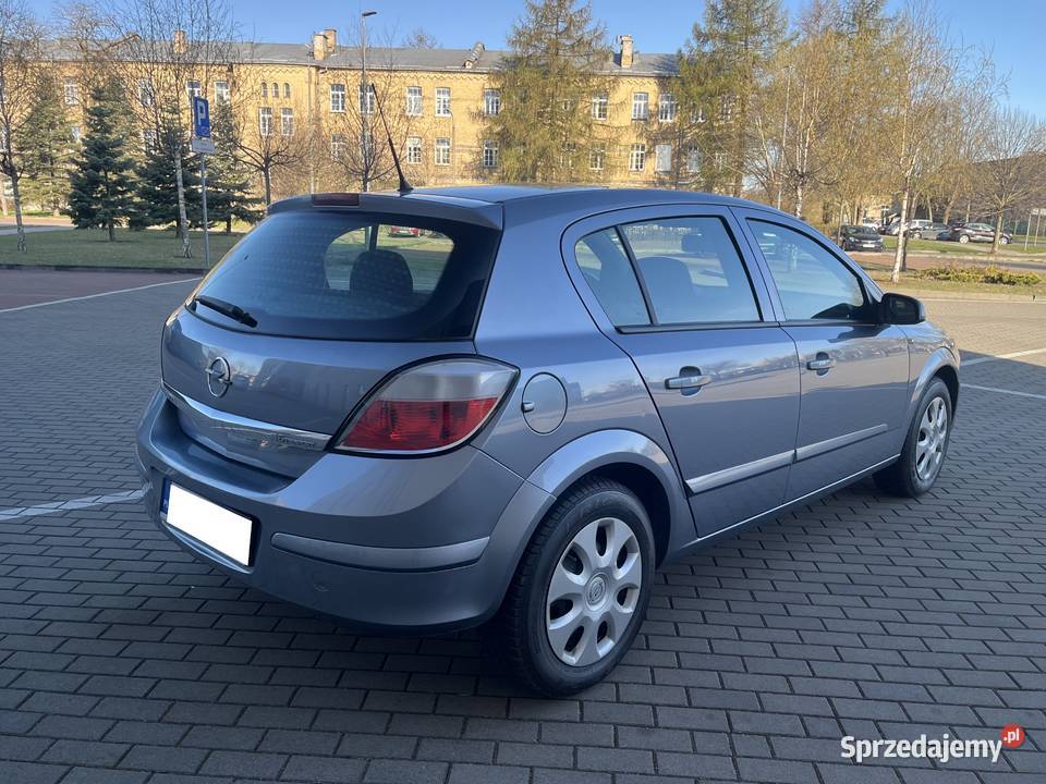 Opel Astra 16 Benzyna Klimatyzacja lakier metallic Suwałki