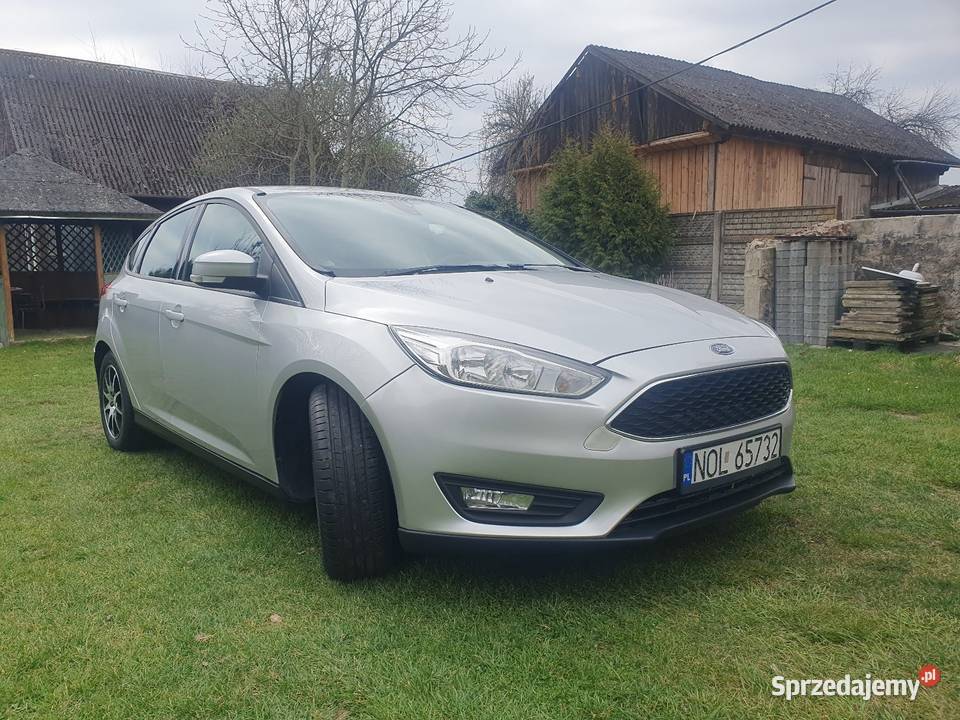 Ford focus 15 95 2015r 1rej marzec 2016r zamiana lakier metallic