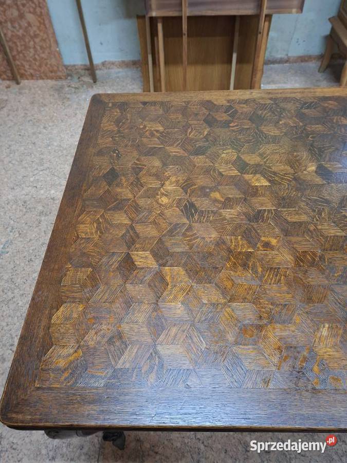 Ładny rozkładany stół ludwikowski ciemny