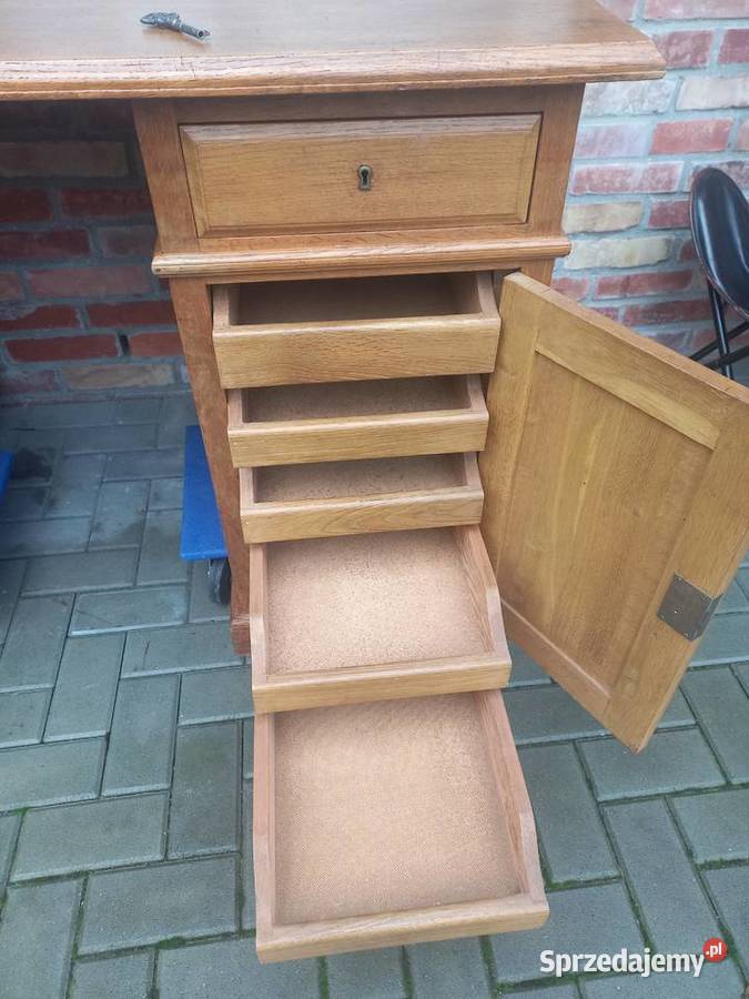 Biurko drewniane 437 Gawroniec sprzedam