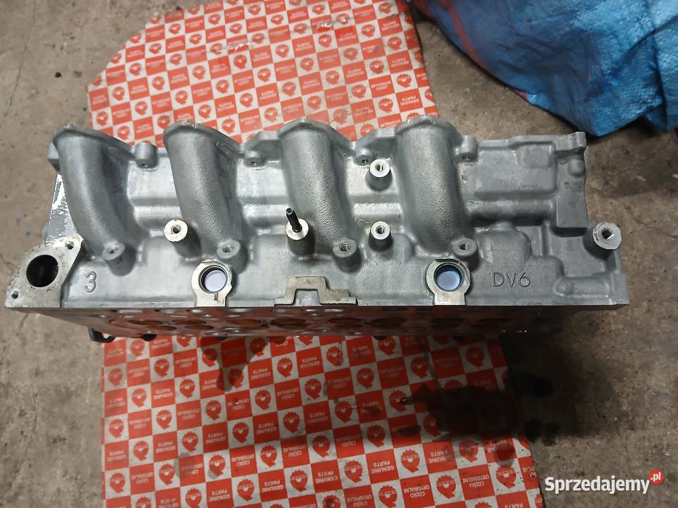 Glowica silnika citroen 16 hdi 16 v