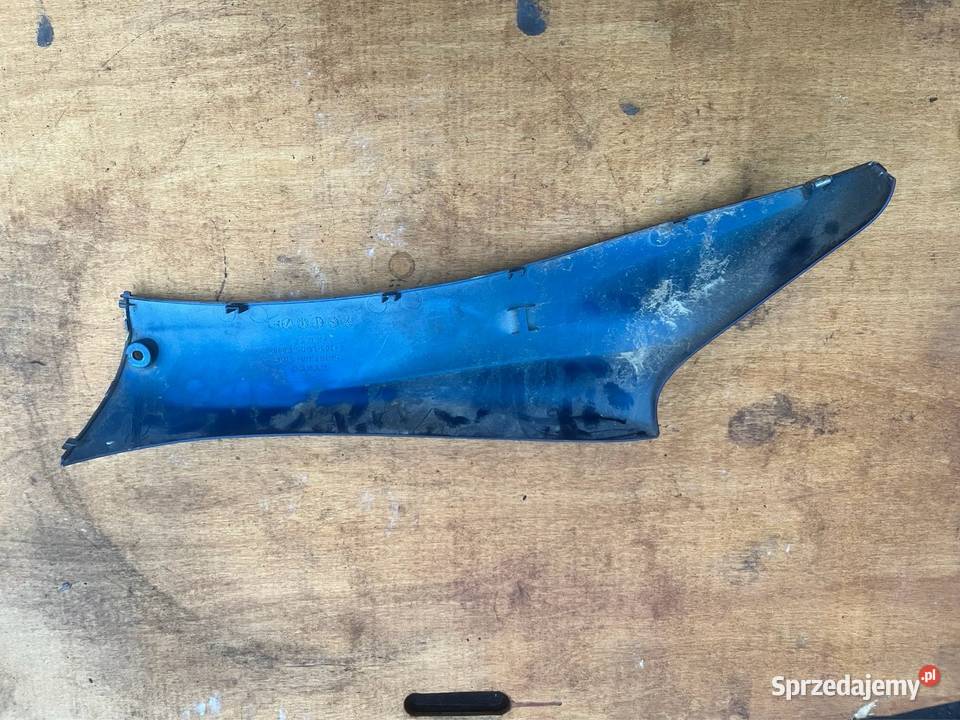 Osłona obudowa owiewka dolna prawa Ostrzeszów