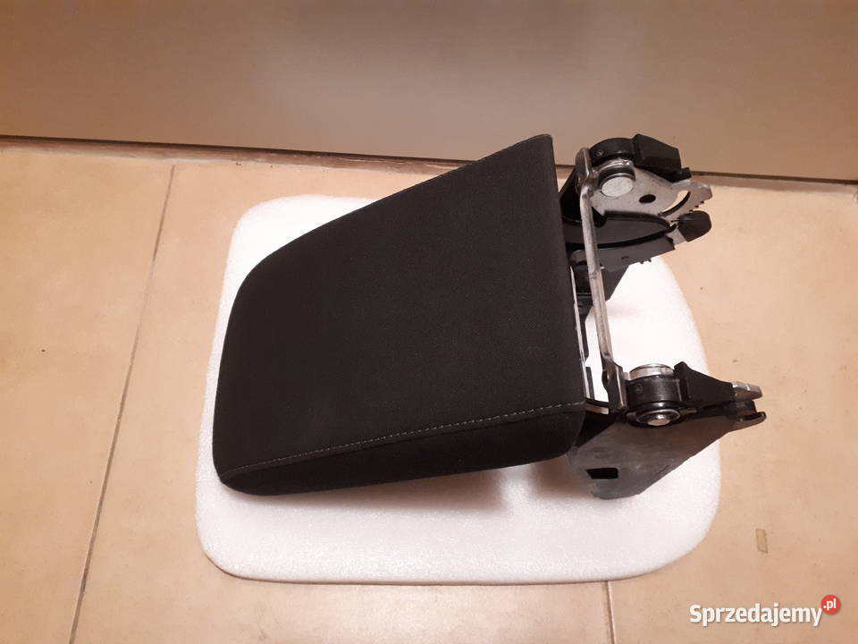 5TA864207B Podłokietnik touran tiguan Volkswagen Warszawa