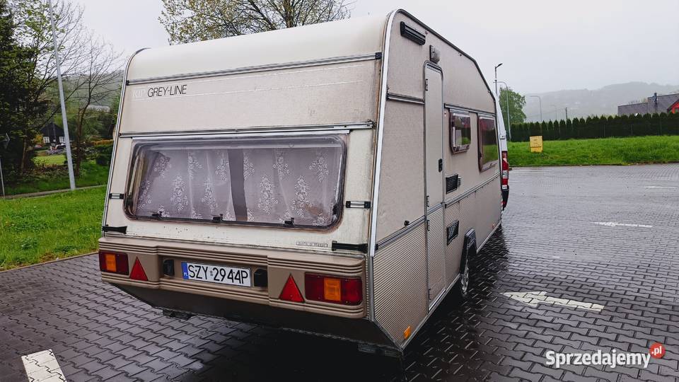 Przyczepa kempingowa łóżka piętrowe campingowa