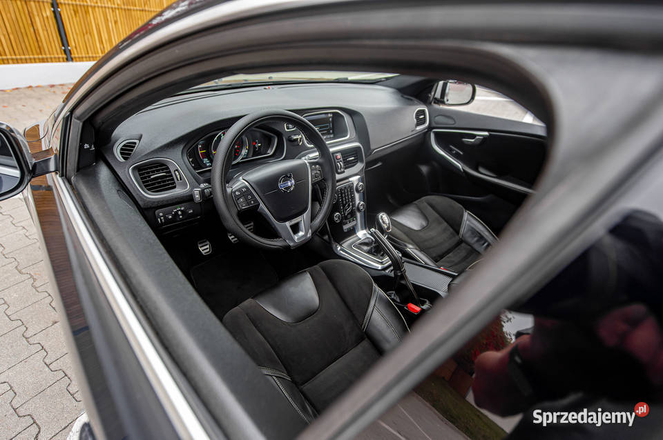 VOLVO V40 16 150 RDesign Szwajcaria 1600cm3 Orońsko sprzedam