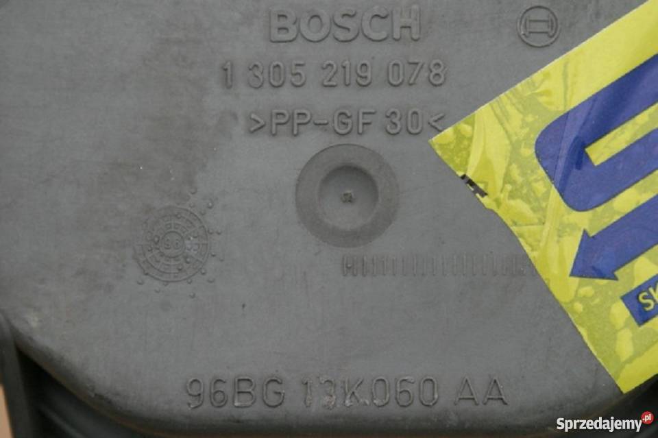 FORD MONDEO MK2 ZAŚLEPKA DEKIEL LAMPY PRZEDNIEJ Części Bieleń