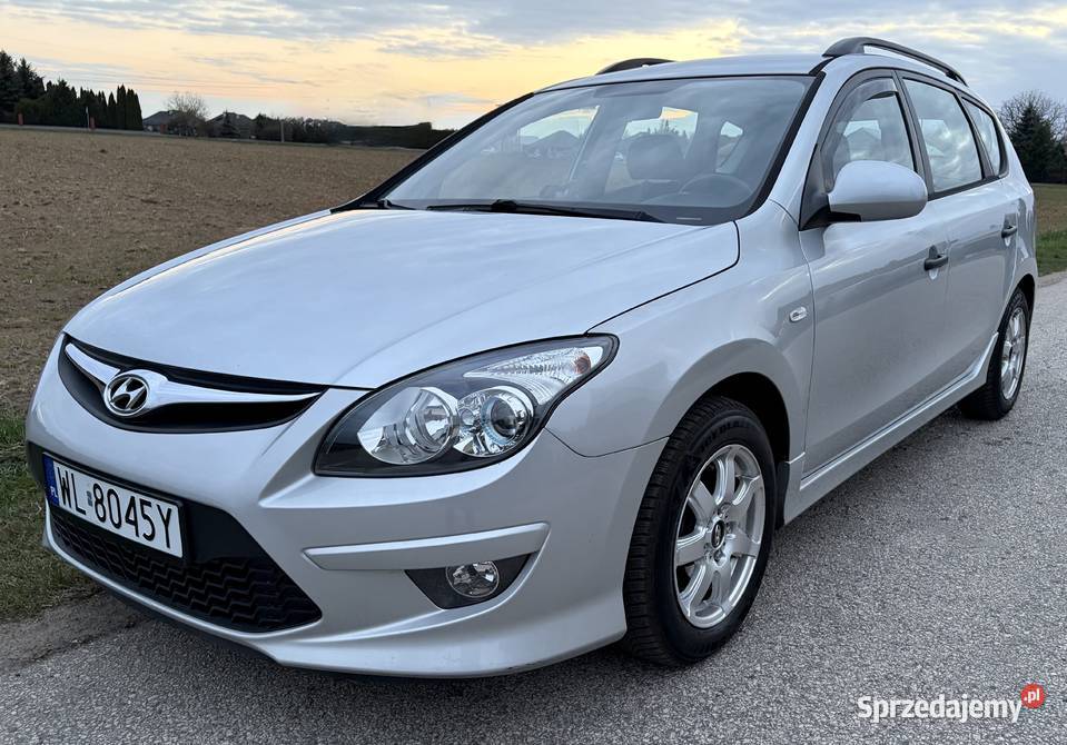 HYUNDAI i30 CW Kombi Benzyna Bezwypadkowy FILM kurtyny powietrzne Wieliszew