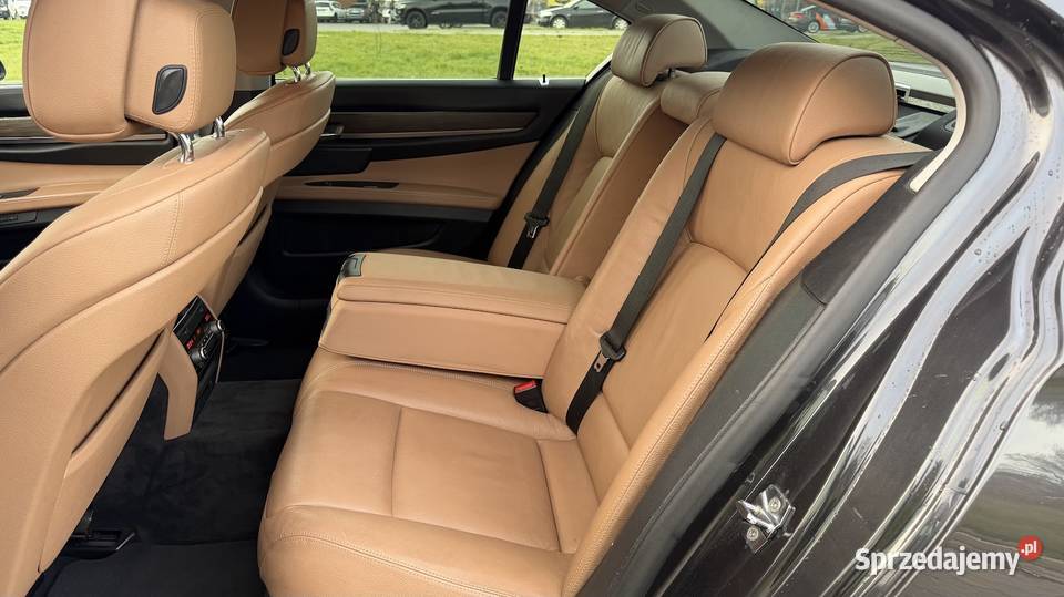 BMW Seria 7 30d 245 2009 Zarejestrowana garażowany Seria 7 wielkopolskie Konin
