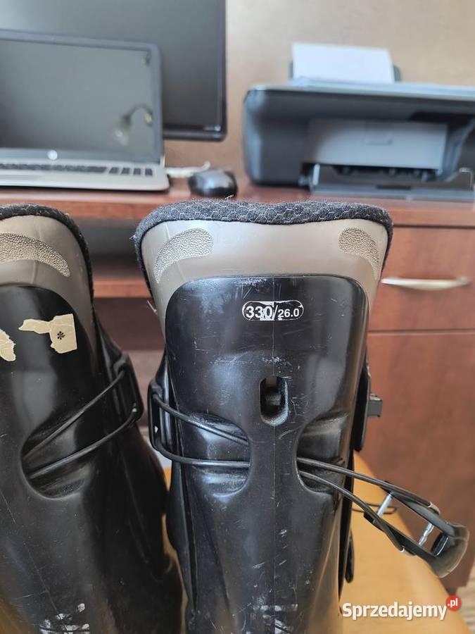 Narty buty narciarskie i kask śląskie Nowy Broniszew