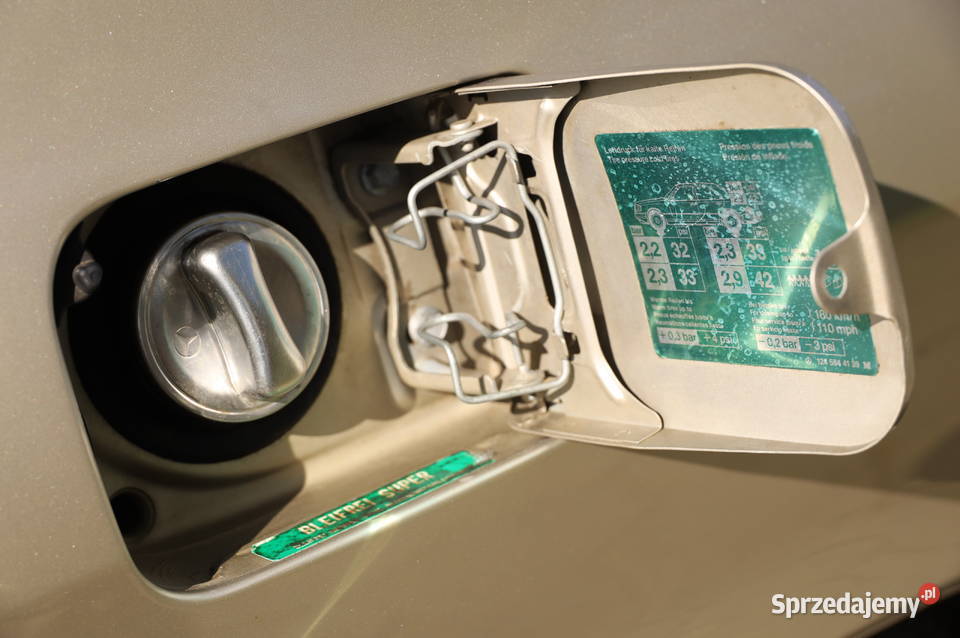 Mercedes 124 300CE remoncie blacharskim nowe sprzedam