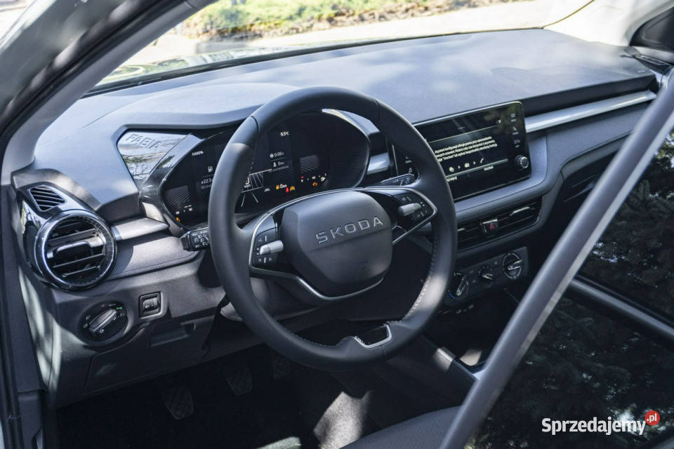 koda Fabia Drive 10 TSI 95 Dostępny ręki IV 2021 wspomaganie kierownicy Łódź