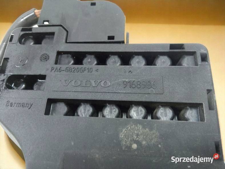SKRZYNKA BEZPIECZNIKÓW 9168986 Volvo S80 I osobowe