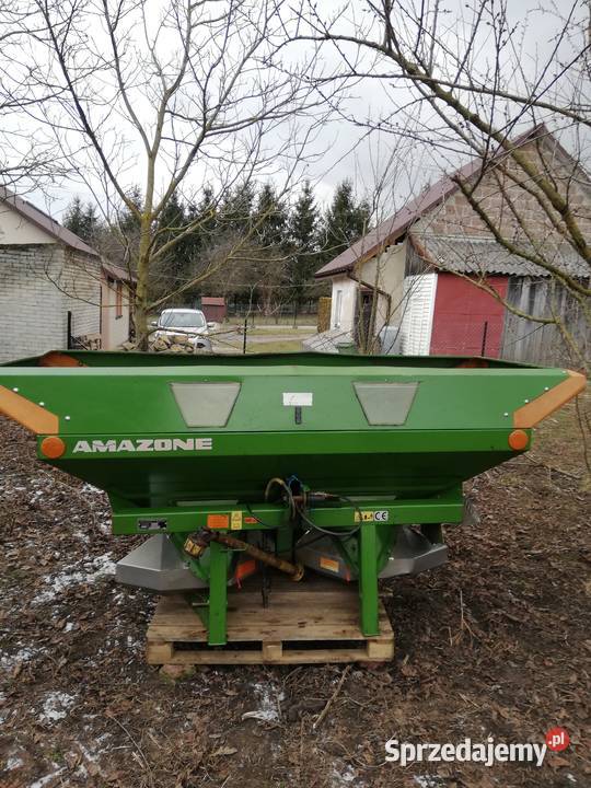 Rozsiewacz Amazone M novis 2000