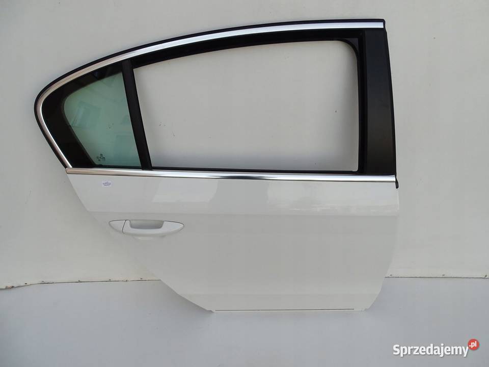 DRZWI PRAWY TYŁ PRAWE TYLNE LB9A VW PASSAT B7 3A małopolskie