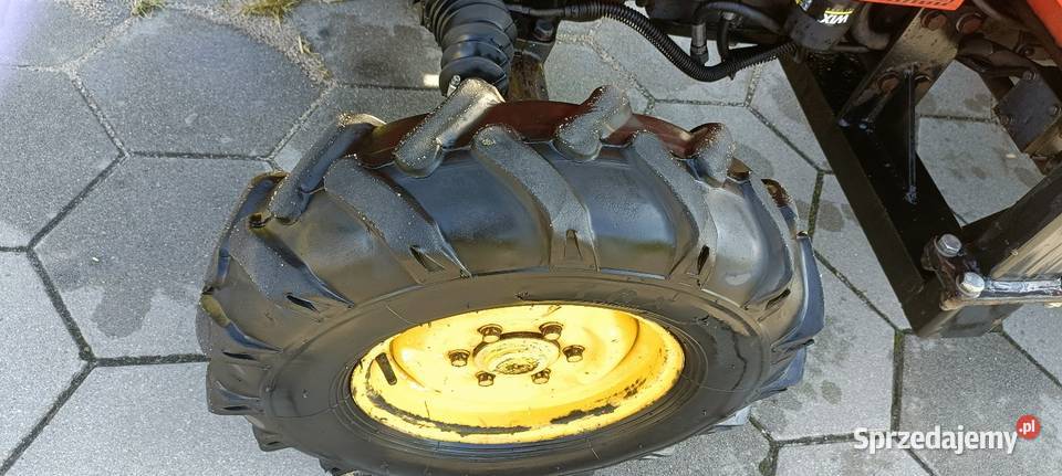 Sprzedam traktorek hinomoto N209