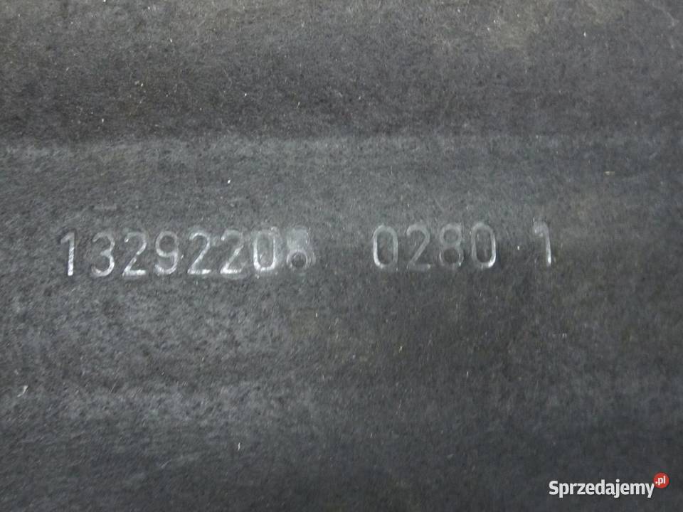 ASTRA J GTC półka bagażnika 390121155 13292208