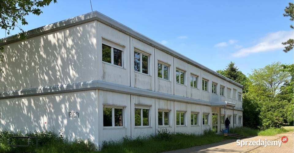 BIUROWY KOMPLEKS Z KONTENERÓW 13 270m2 Wrocław