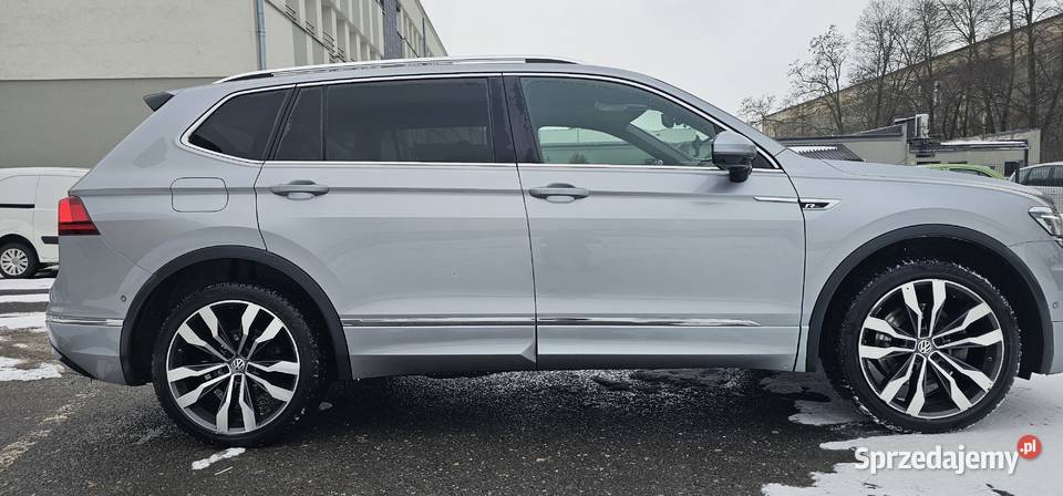 Volkswagen Tiguan 20 TDI 7osobowy 4x4 RLine DSG 2000cm3 Warszawa