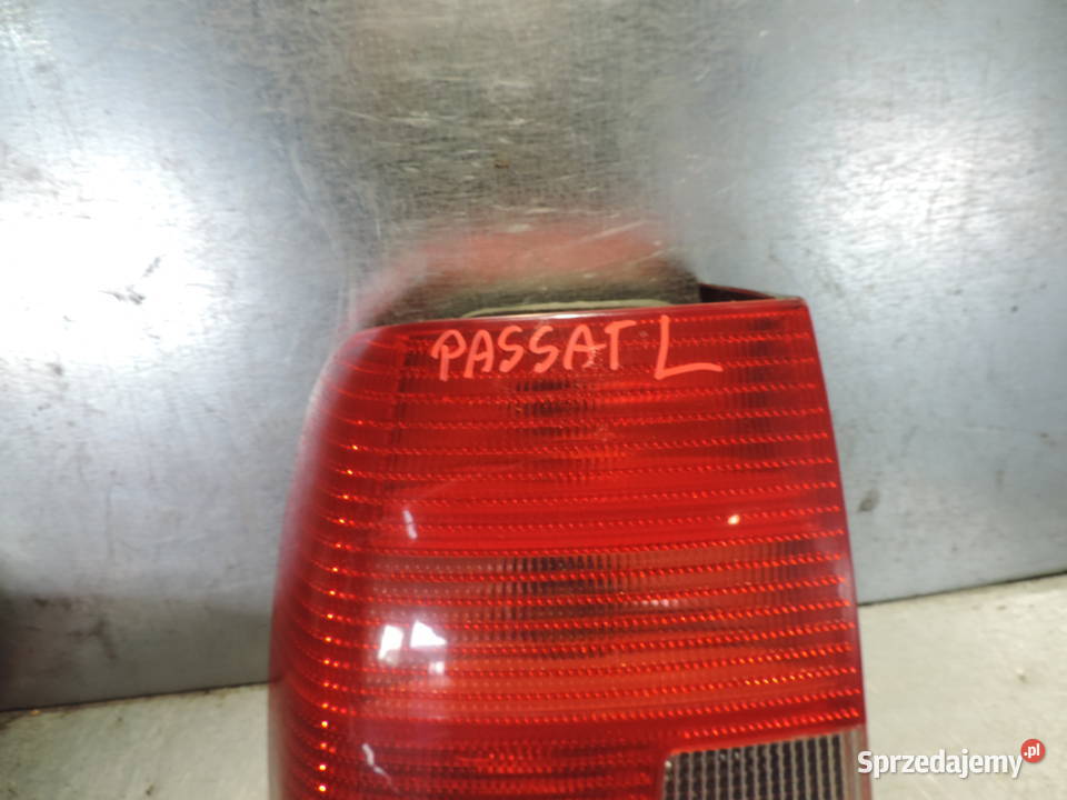 VW PASSAT B5 SEDAN LAMPA LEWY TYŁ Lampy tylne Nowy Sącz
