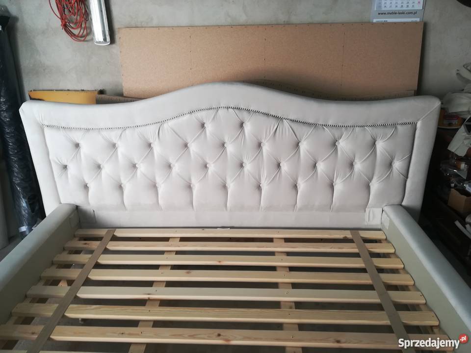 Łóżko sypialniane tapicerowane GLAMOUR głębokie