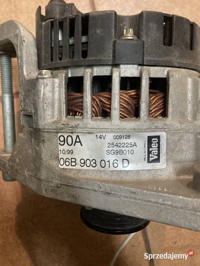 VW PASSAT B5 18B ALTERNATOR 06B903016D 90A